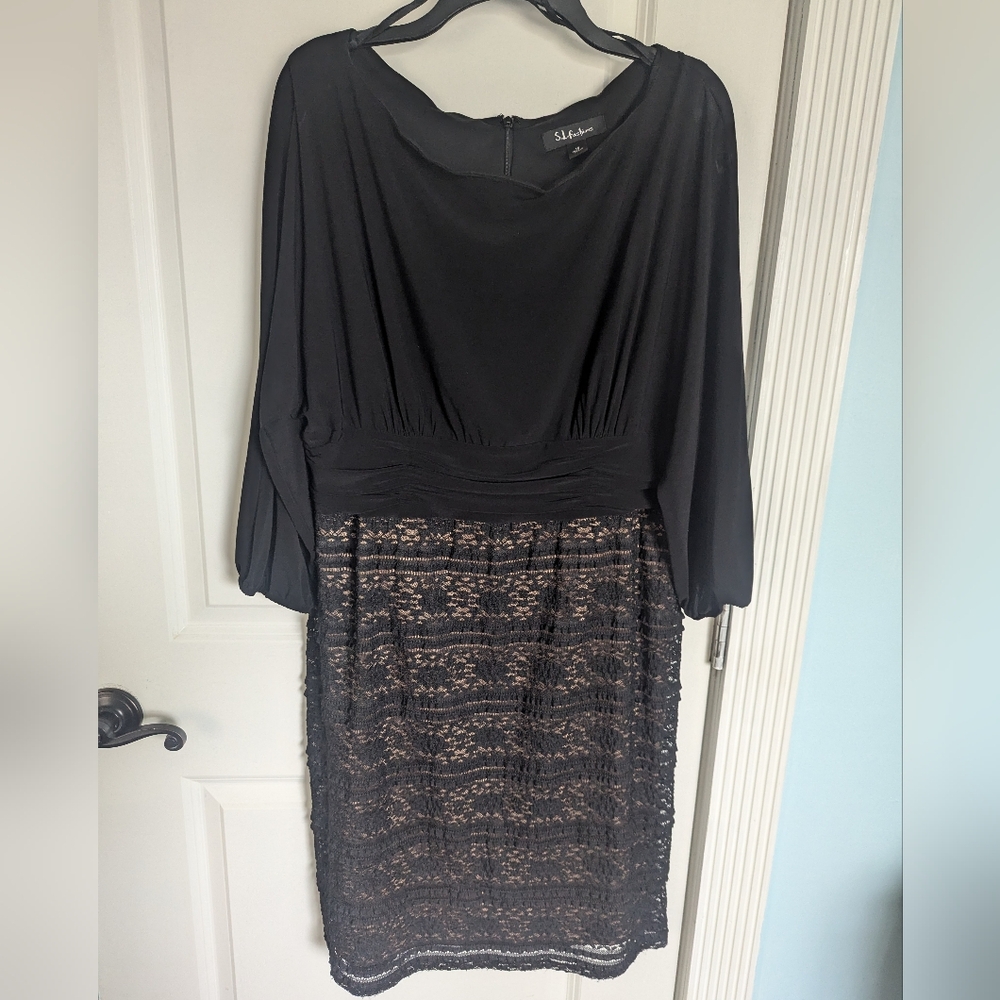 Size 16 SI Fashions Black Dress